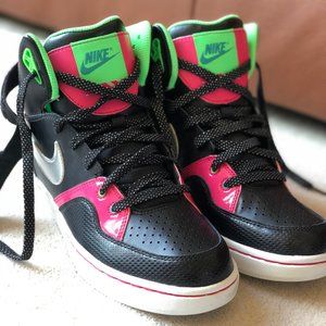 Nike Women's Court Tranxition, Came out in 2013